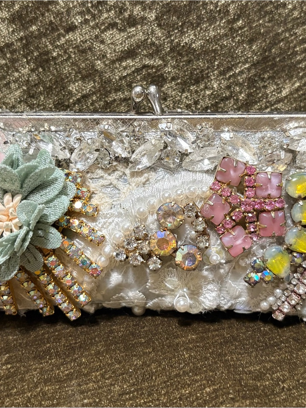 Embellished Floral Lace Clutch in Pink & Ivory - Picture 6 of 8